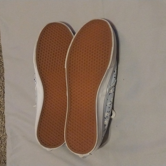 Women's Vans NWOT - Picture 5 of 5